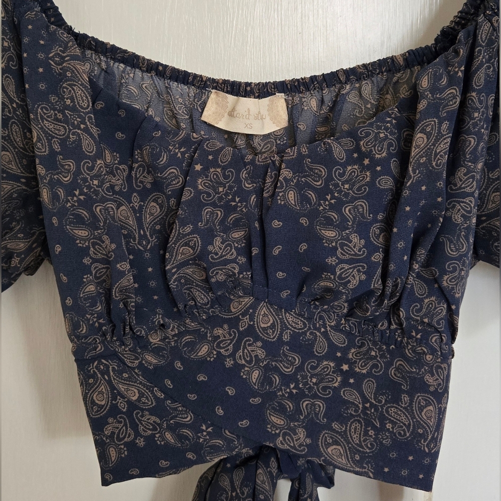 Altr'd State Navy Paisley Off-Shoulder Top Size XS
